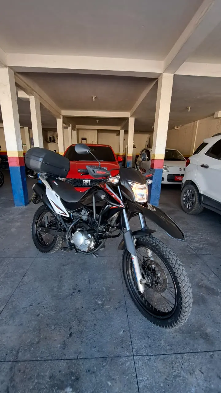 HONDA BROS 150 ESD FRENTE COM FAROL ACESO